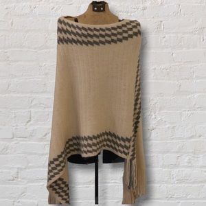 Karma Cream Gray Sweater Poncho Fringe Tassels Woven Diamond Pattern Trim